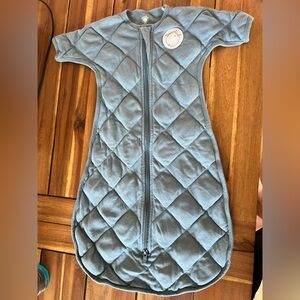 Dreamland Baby - Weighted Transition Swaddle